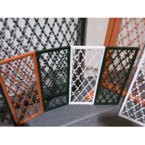 Iron Wire Galvanized Cross Razor Mesh